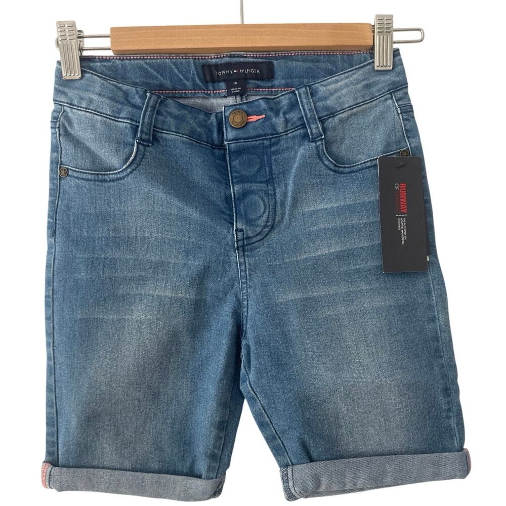Tommy Hilfiger youth girl  shorts Sz10 NWT summer spring wear